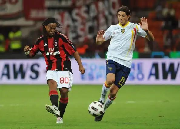 激起广泛的 激起广泛的